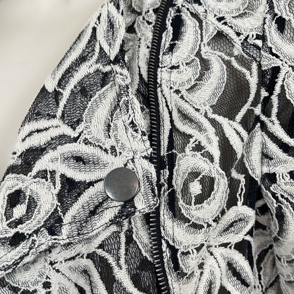 INC ZIPPER DETAIL FLORAL JACKET - Picture 6 of 8